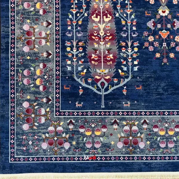 نمای گوشه فرش ماشینی مرینوس طرح باغ ارم کد1.00034 زمینه سرمه ای