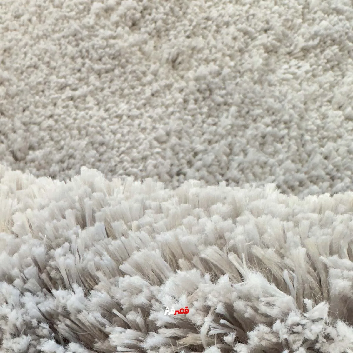نمای زوم فرش ماشینی شگی مدل ماسکو کد 1.00052 زمینه طوسی موشی
