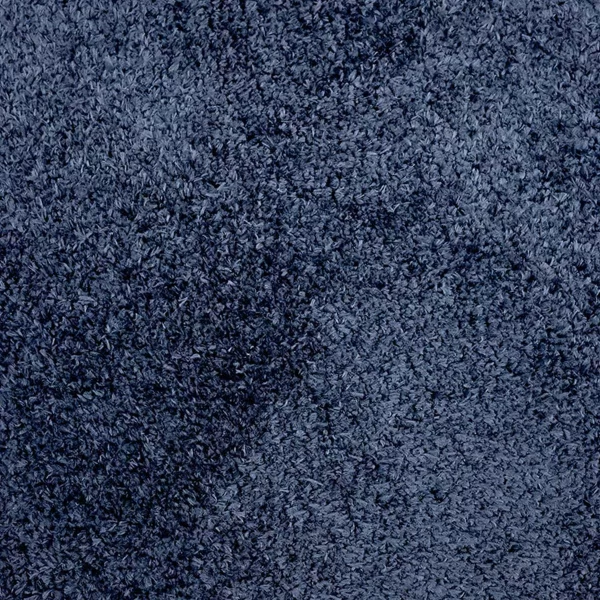 نمای نزدیک فرش ماشینی شگی مدل فلوکاتی کد 1.00056 زمینه مشکی